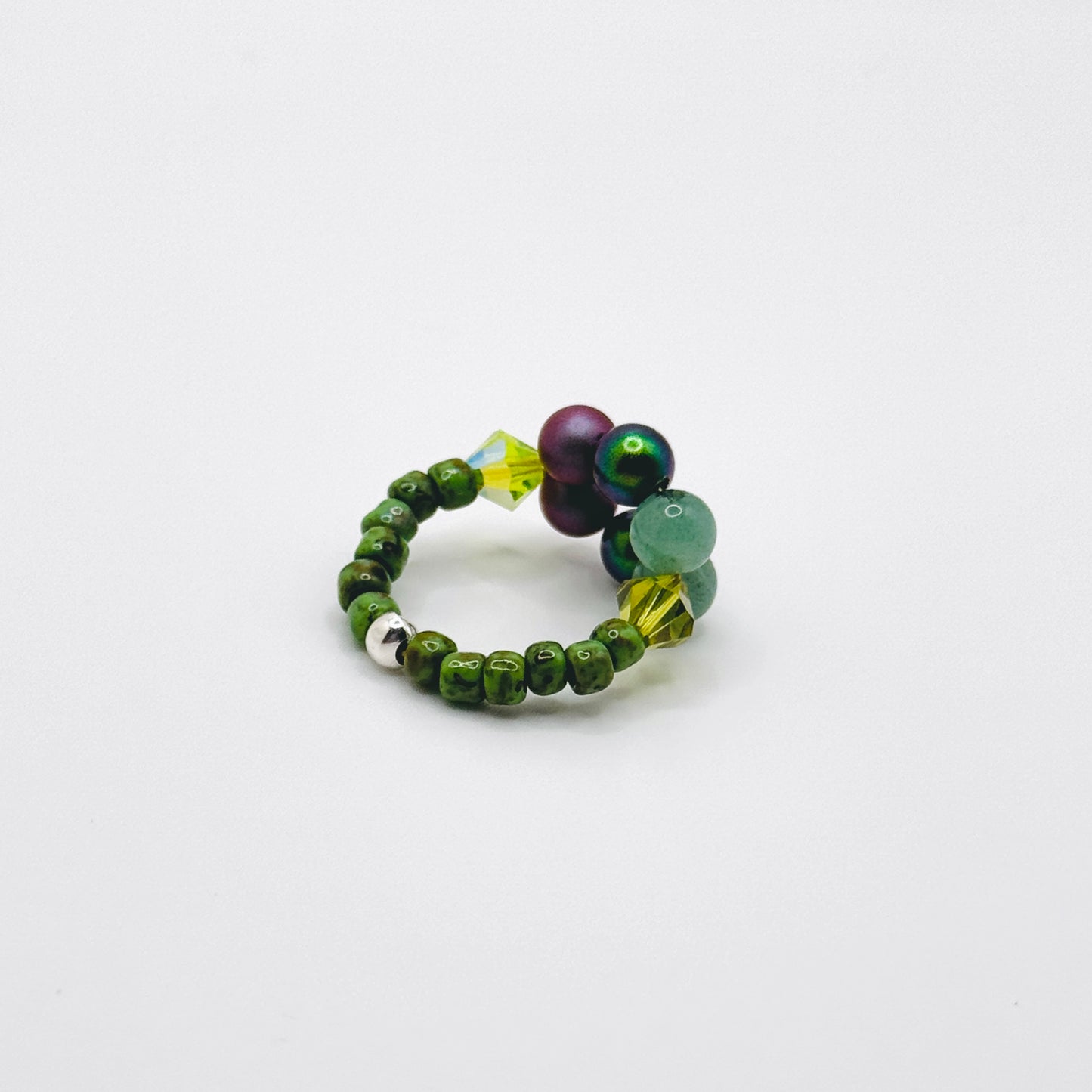 Shy ring