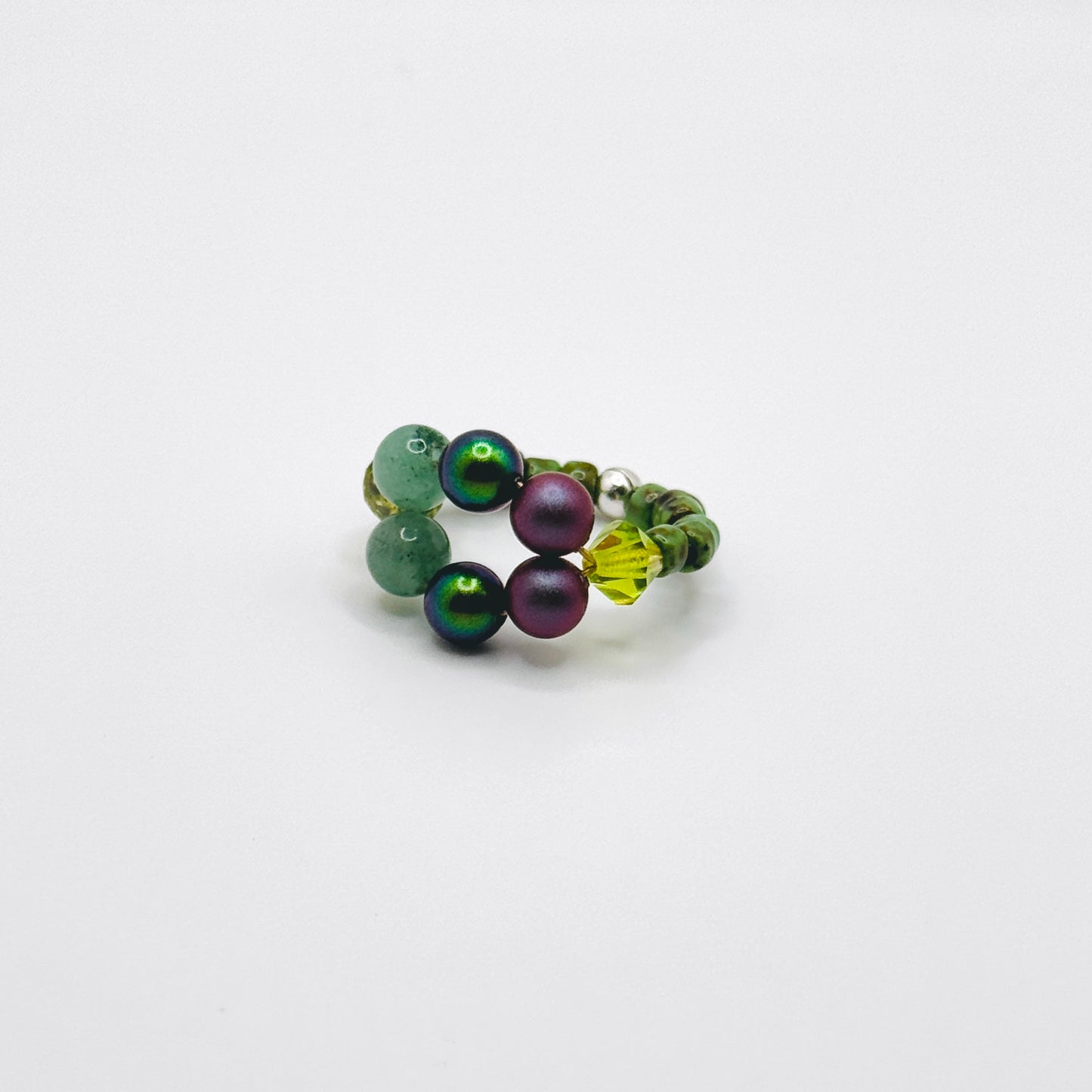 Shy ring