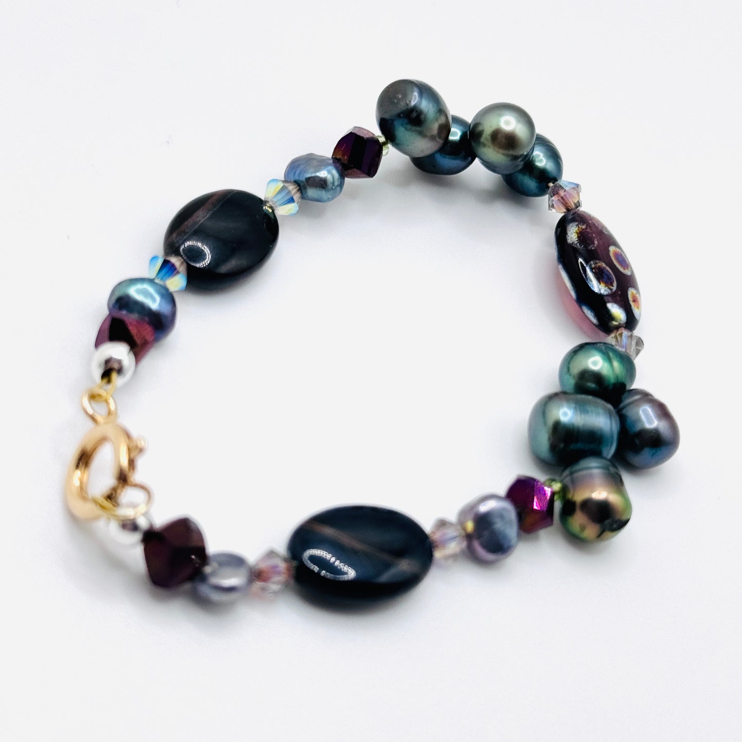 Io bracelet