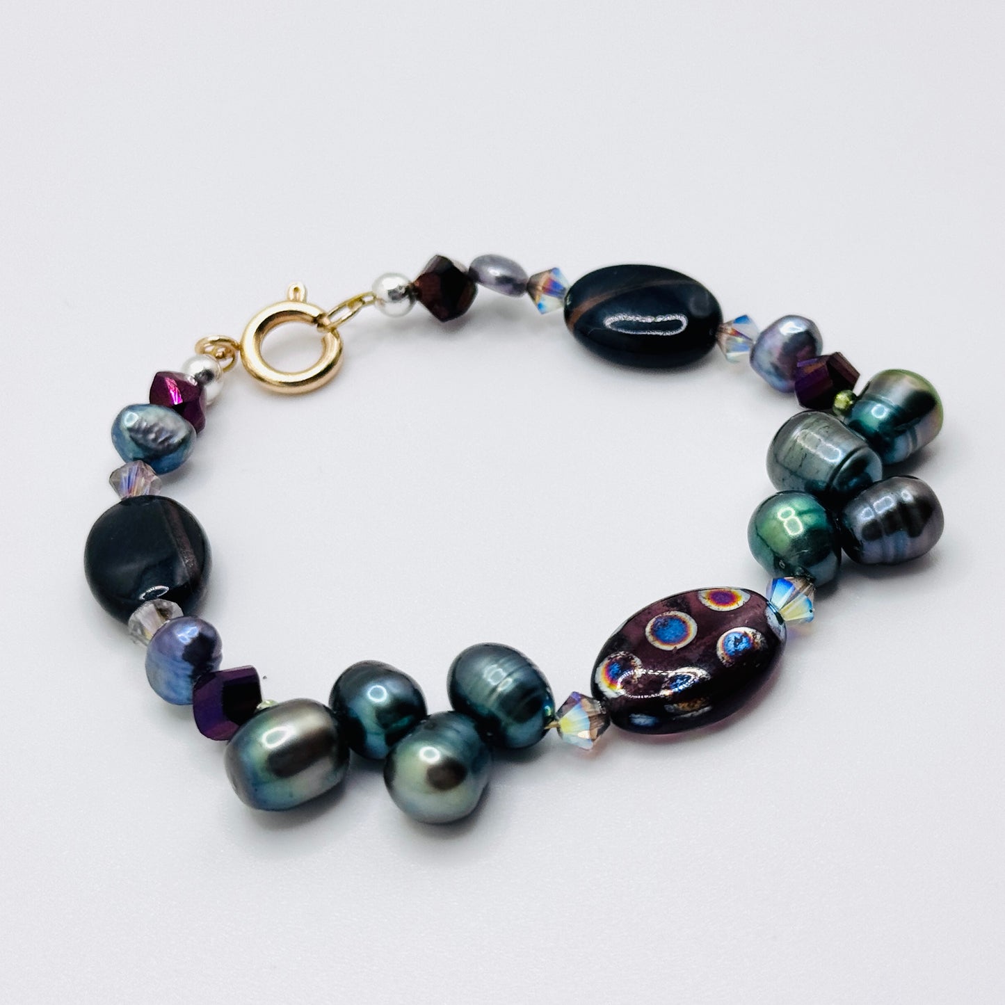 Io bracelet