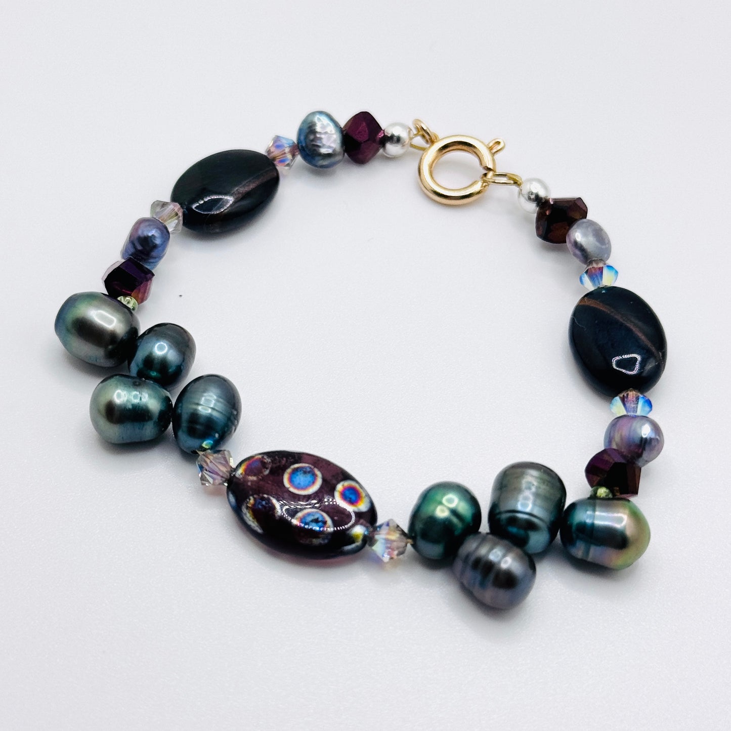 Io bracelet