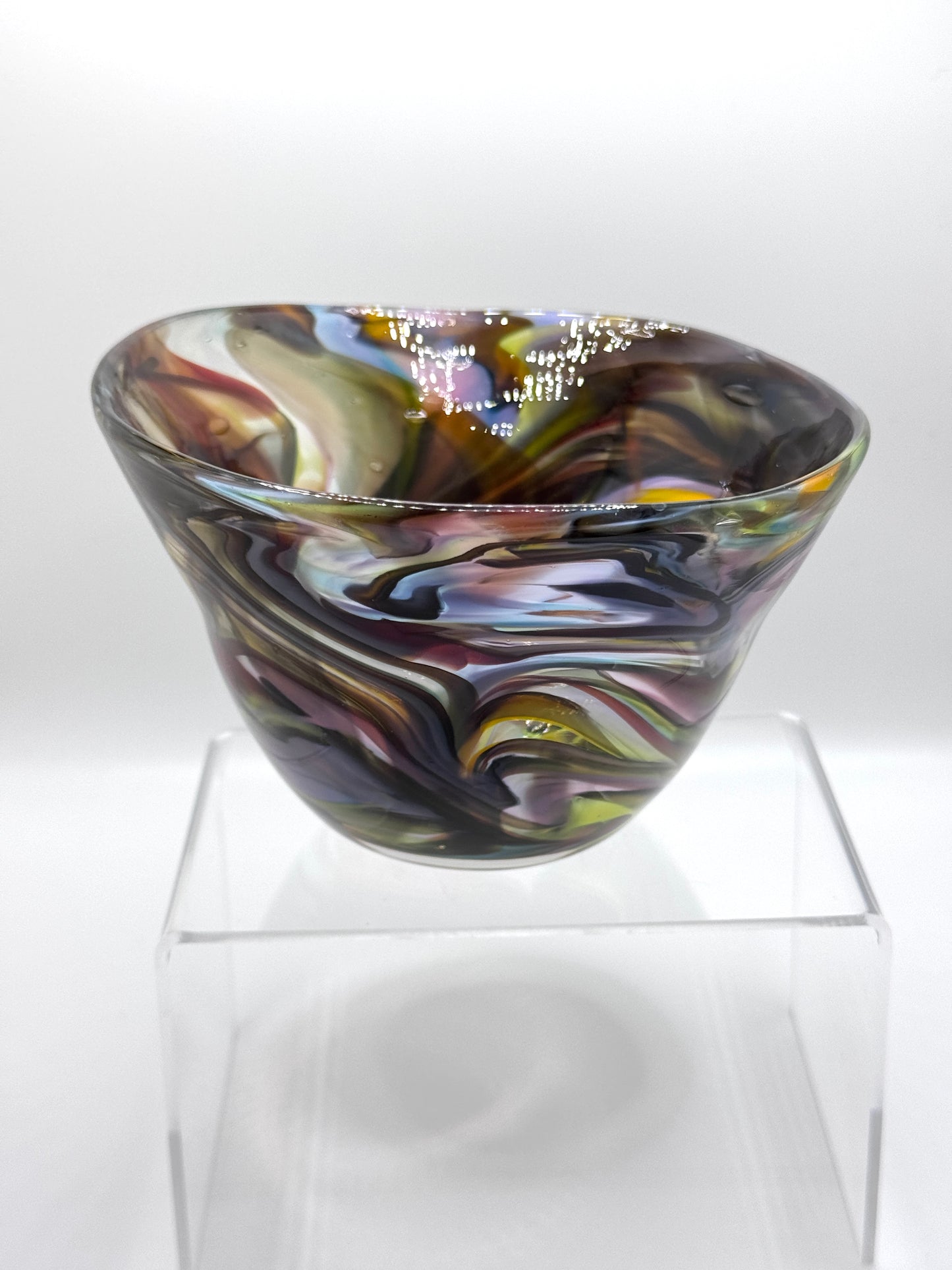 “Amygdala” glass blown sculpted bowl